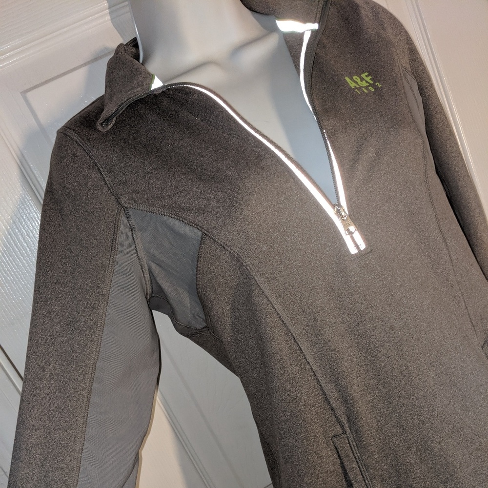 Abercrombie and Fitch  Half Zip